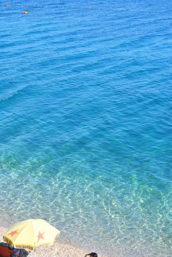Apartmants Villa Lungo Mare Zivogosce Bagian luar foto