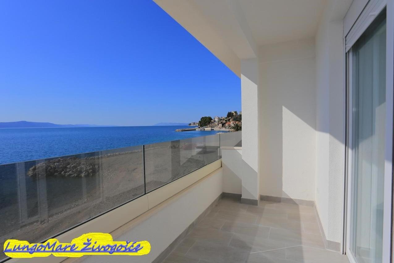 Apartmants Villa Lungo Mare Zivogosce Bagian luar foto