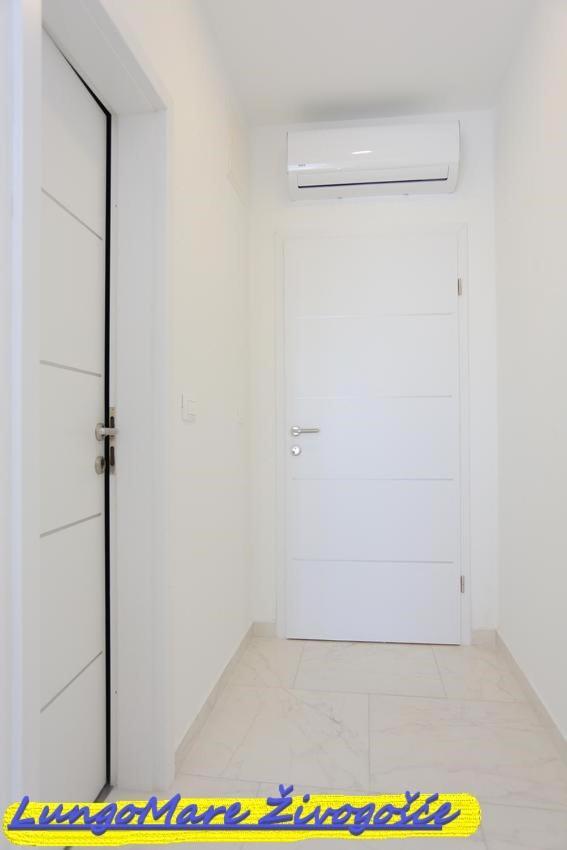 Apartmants Villa Lungo Mare Zivogosce Bagian luar foto
