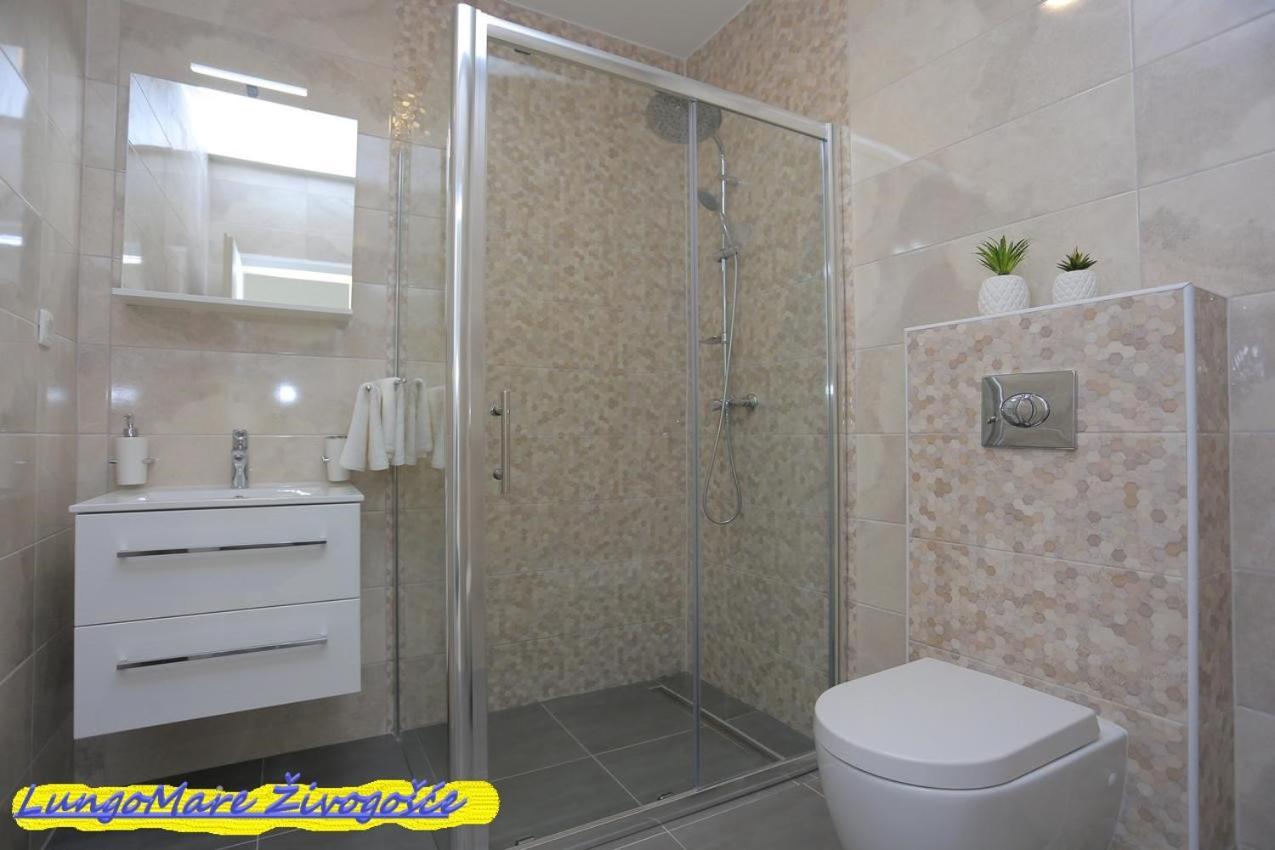 Apartmants Villa Lungo Mare Zivogosce Bagian luar foto